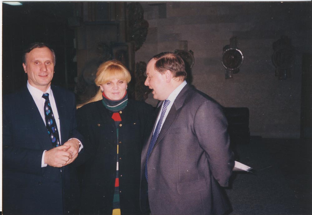 Е. Гайдар, Г.Бурбулис, Э. Памфилова, 1993г.