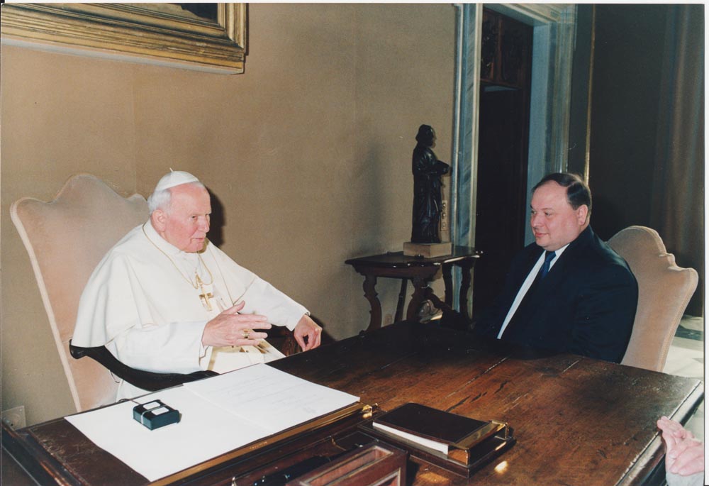 Е. Гайдар, Папа Иоан Павел II, Ватикан, 1999г.