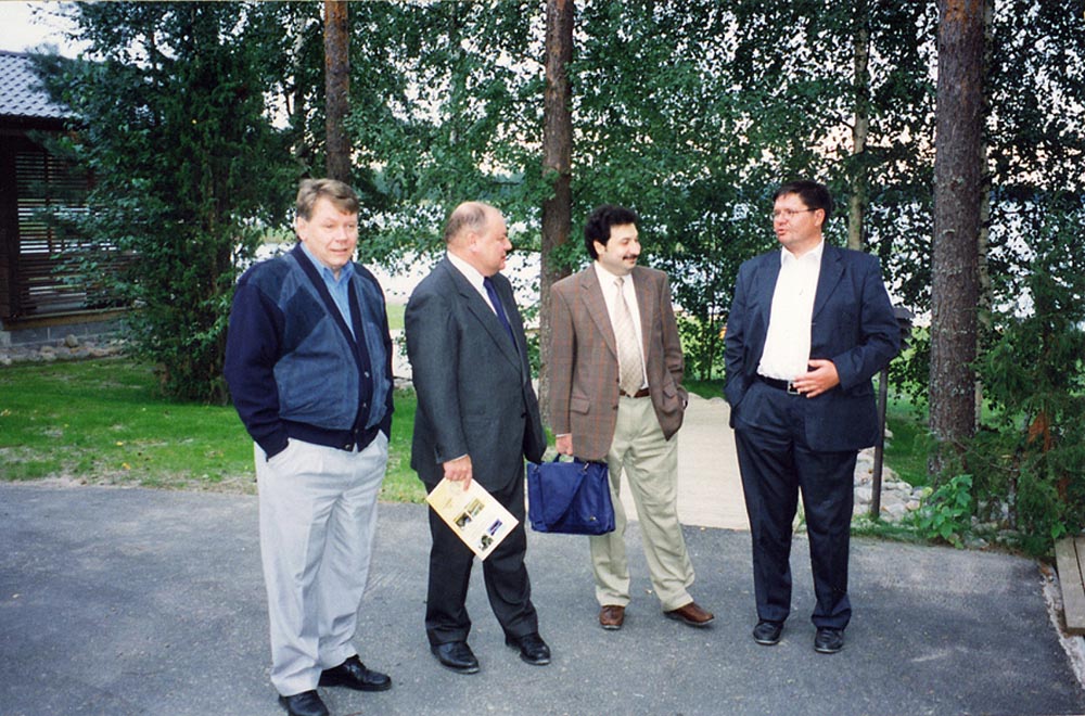 Е.Гайдар, В.Мау, Сеппо Ремес, А. Улюкаев, Финляндия, 2001г.